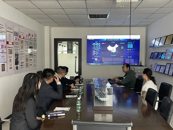 共謀未來(lái)！中國(guó)移動(dòng)（河南）副總經(jīng)理李頡蒞臨泰斯特進(jìn)行考察交流！